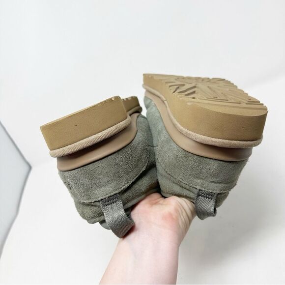 Men's Ugg Green Suede Neumel FT Boot Size 12 - Picture 6 of 9